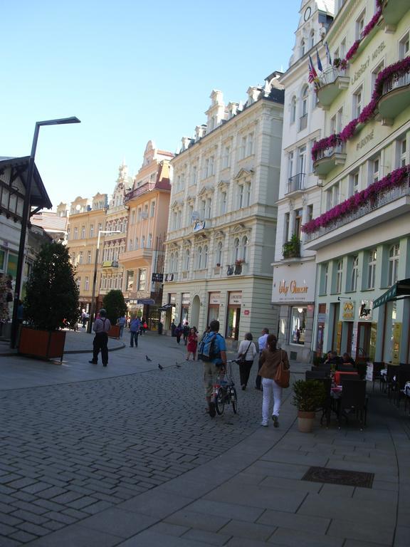Apartment In Center - Morassi
